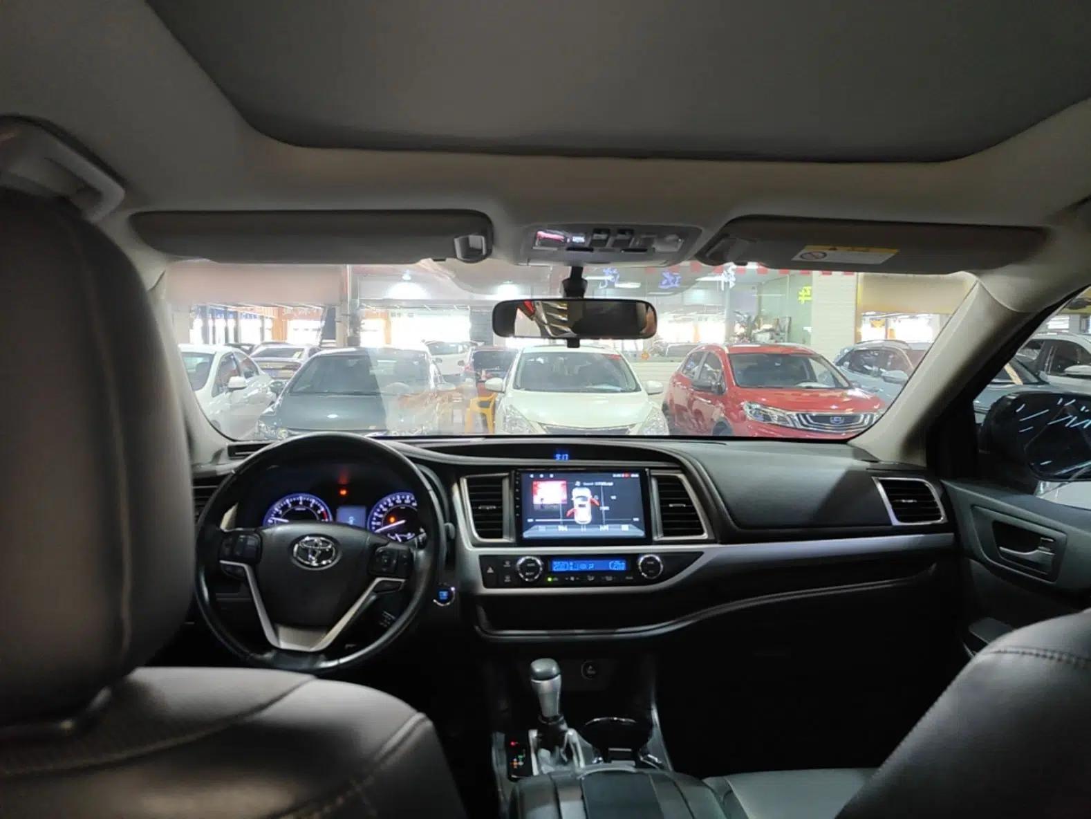 Used Toyota Highlander 2015 2.0T Four-Wheel Drive Luxury Edition 7-Seater — миниатюра 21