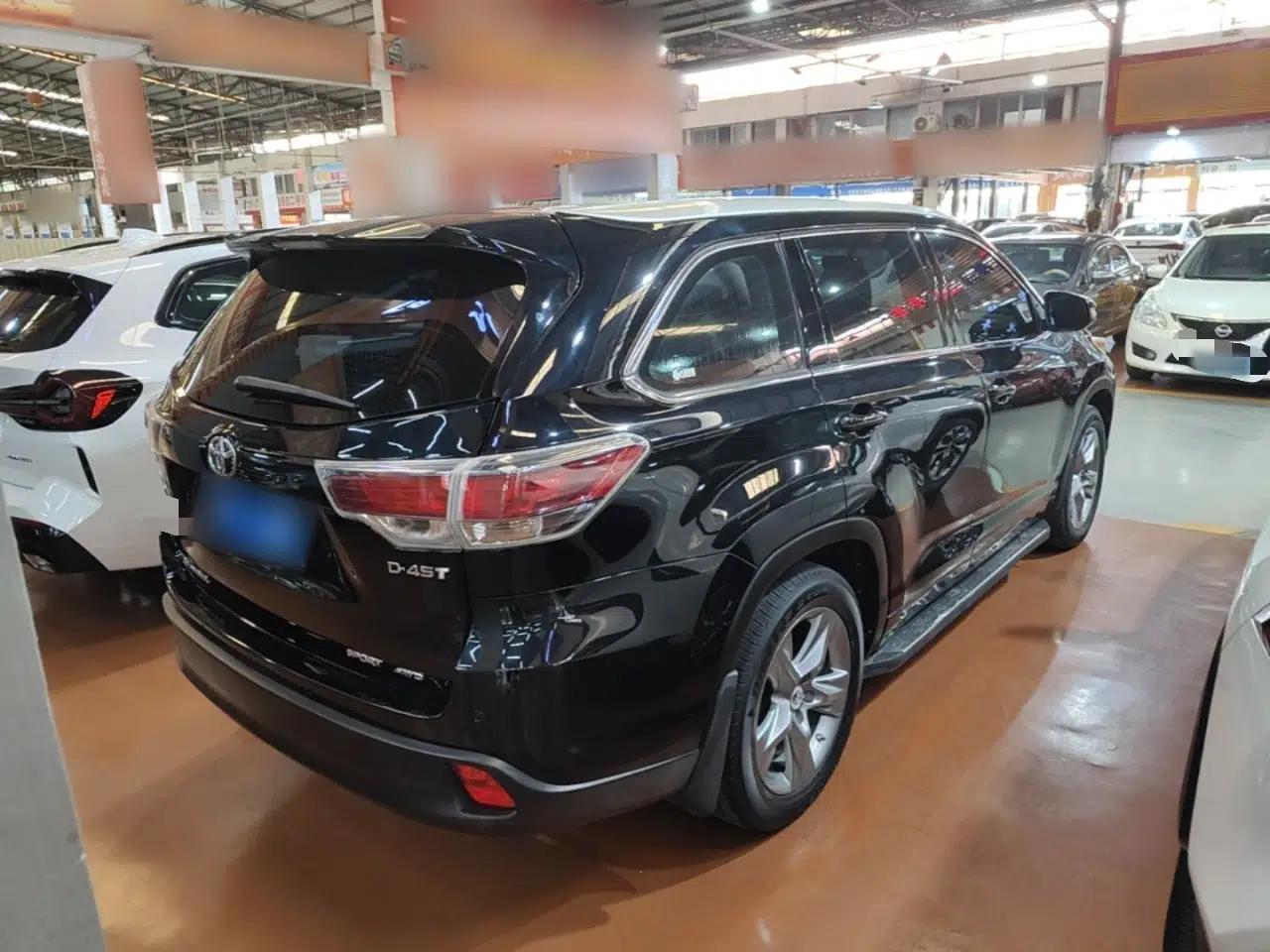 Used Toyota Highlander 2015 2.0T Four-Wheel Drive Luxury Edition 7-Seater — миниатюра 6
