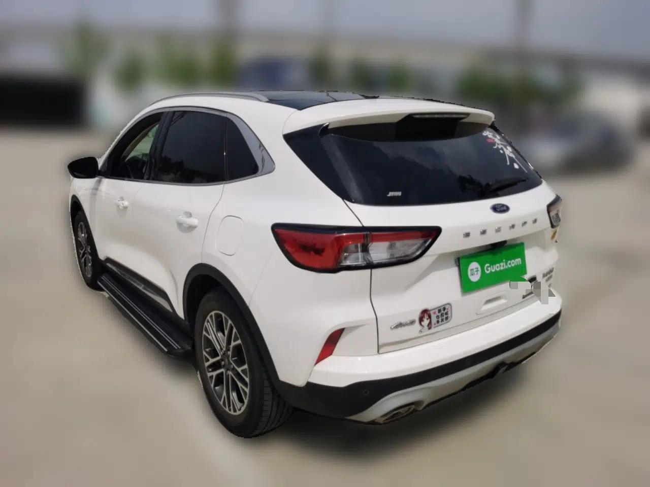 Used Ford Escape 2020 EcoBoost 245 Four-Wheel Drive Titanium Edition — миниатюра 4
