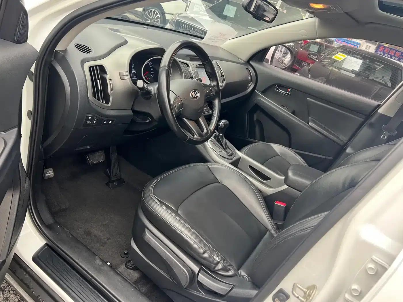 2015 Sportage 2.0L Automatic 2WD GLS — миниатюра 2
