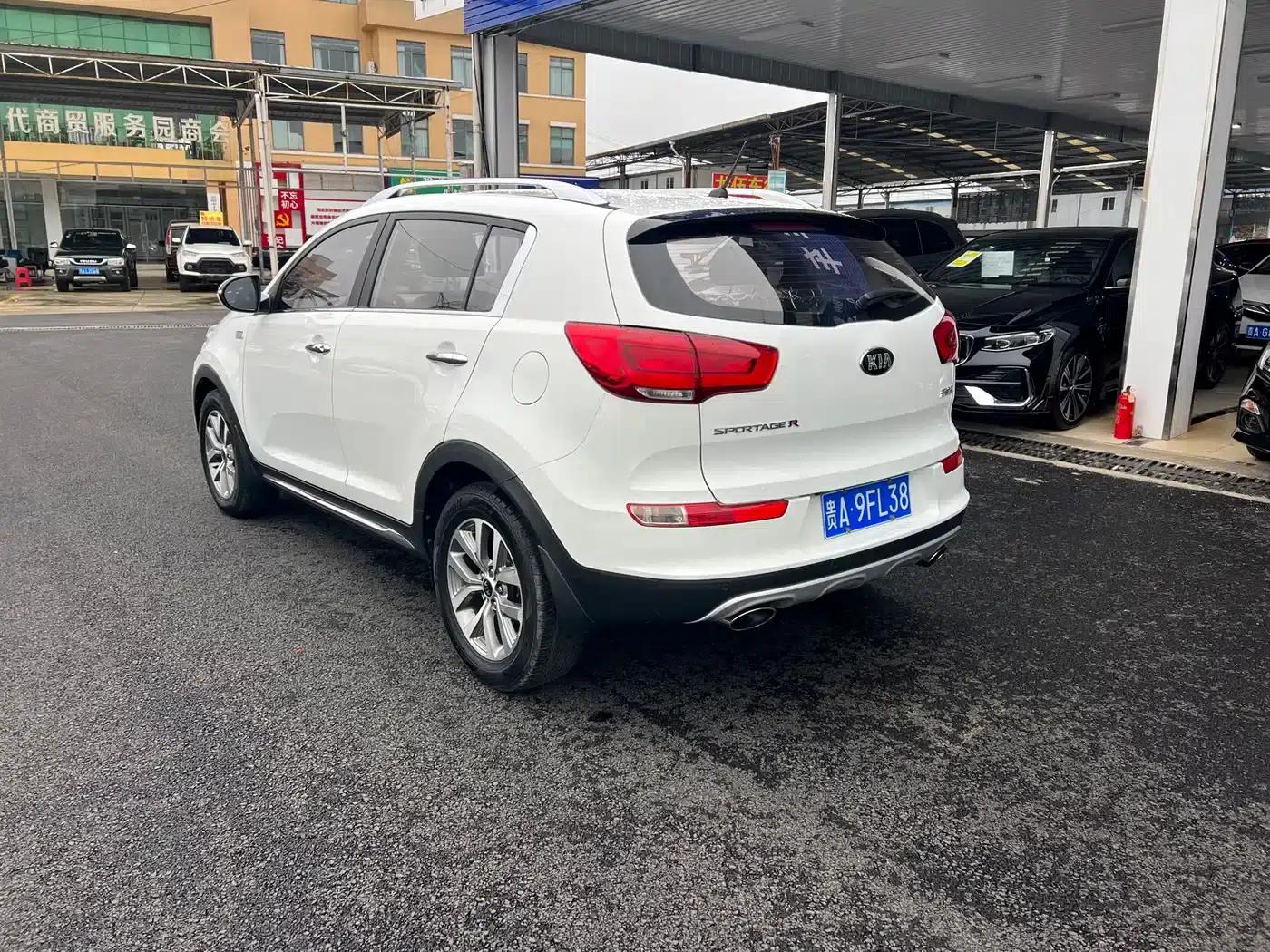 2015 Sportage 2.0L Automatic 2WD GLS — миниатюра 6