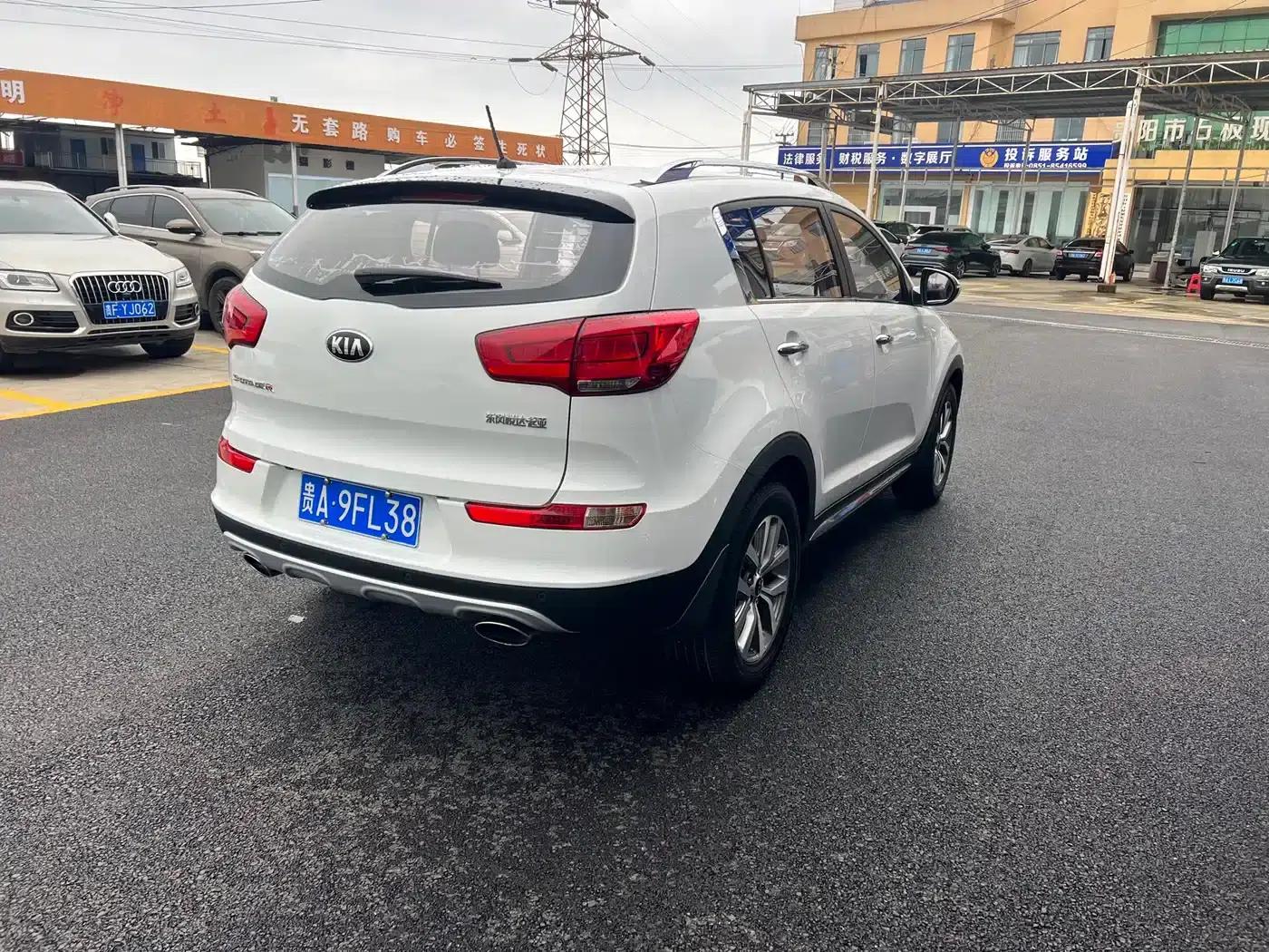 2015 Sportage 2.0L Automatic 2WD GLS — миниатюра 7