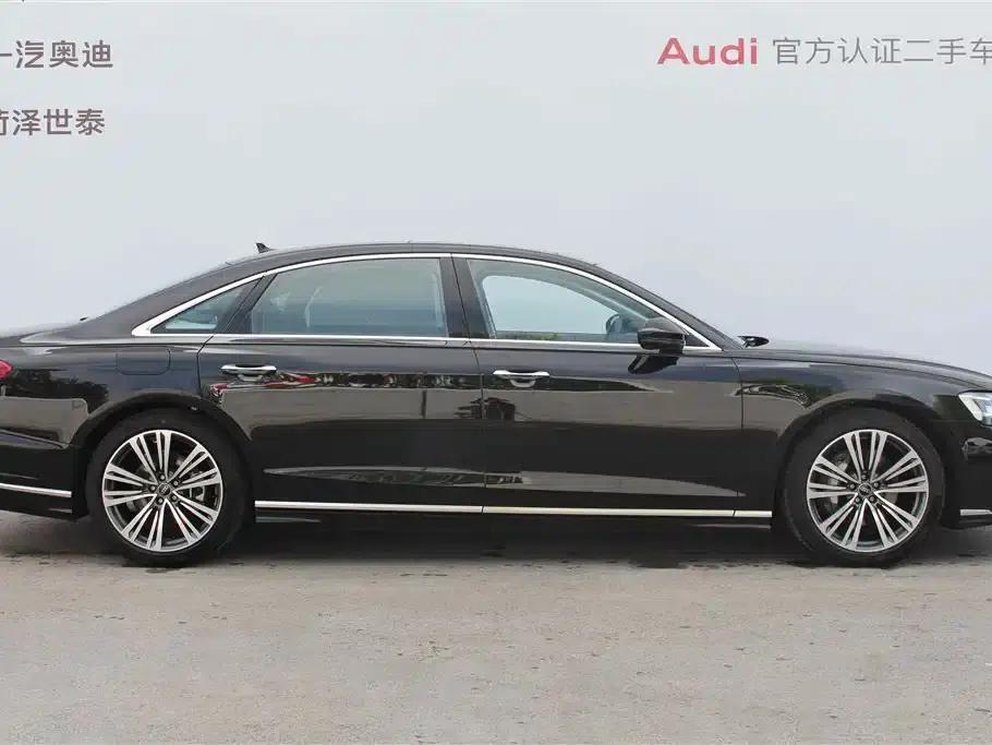 2023 Audi A8 A8L 50 TFSI quattro Premium Edition — миниатюра 3