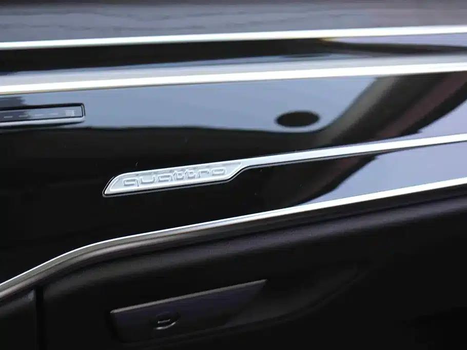 2023 Audi A8 A8L 50 TFSI quattro Premium Edition — миниатюра 8