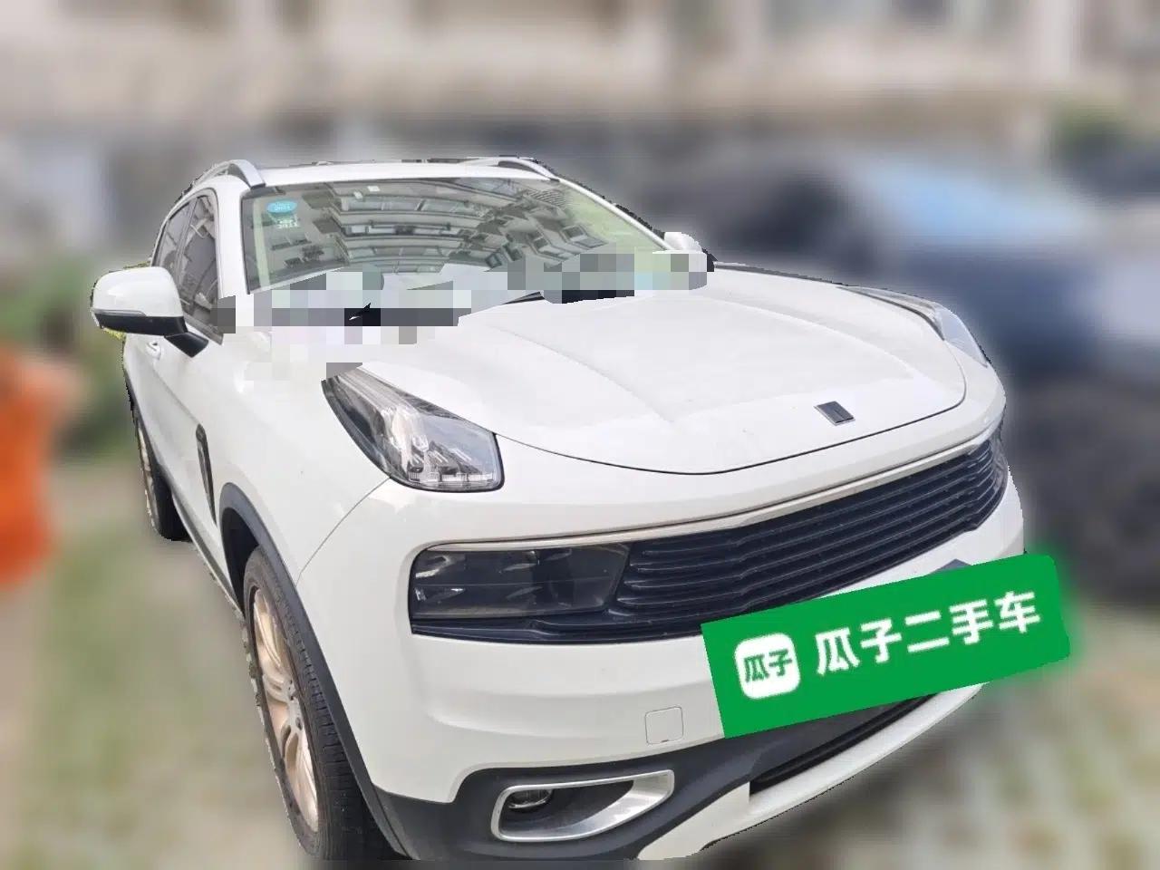 Used Lynk & Co 01 2017 2.0T Two-Wheel Drive Pro Edition — миниатюра 3