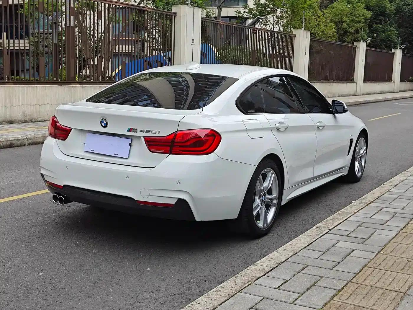 2017 BMW 4 Series 425i Gran Coupe Leading M Sport Package — миниатюра 19
