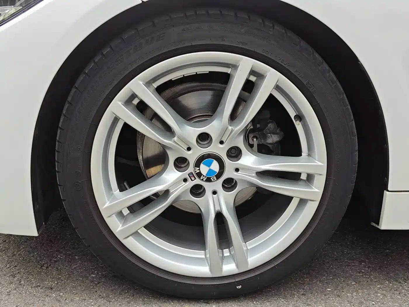 2017 BMW 4 Series 425i Gran Coupe Leading M Sport Package — миниатюра 23