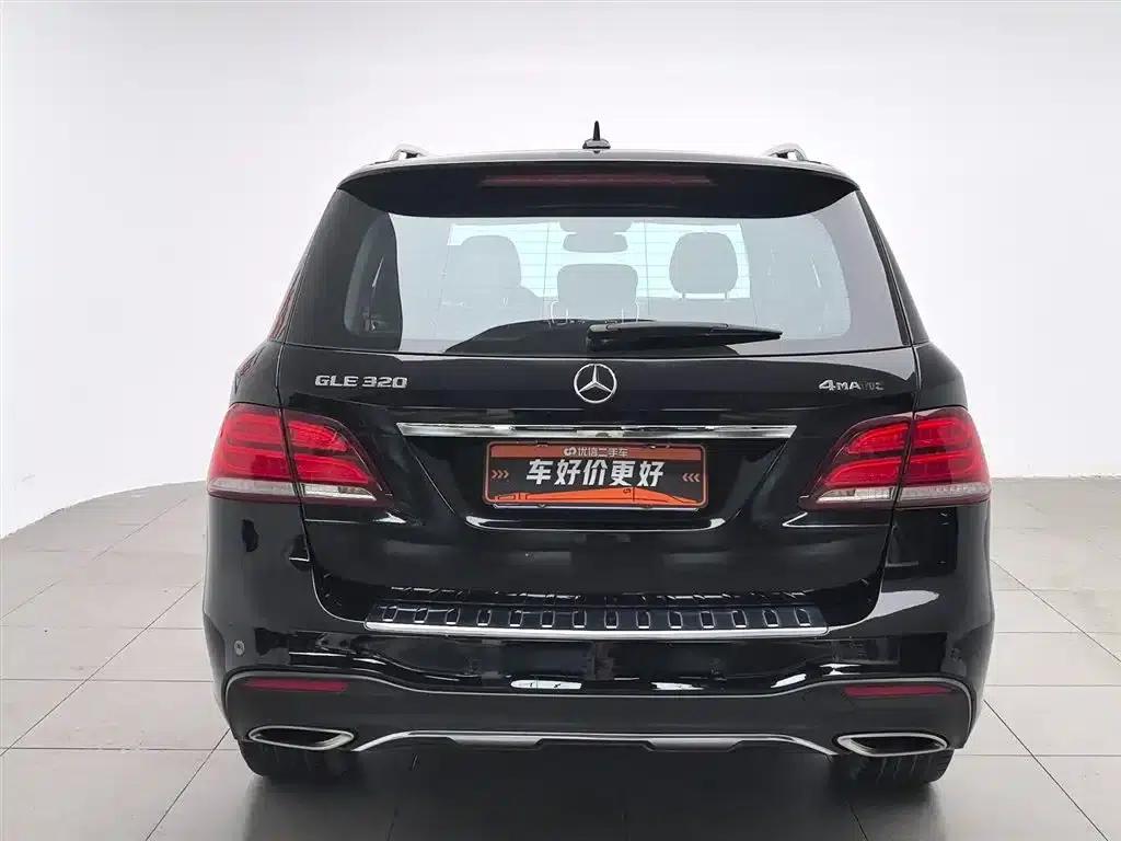 Imported Mercedes-Benz GLE 2018 GLE 320 4MATIC Dynamic Limited Edition — миниатюра 3