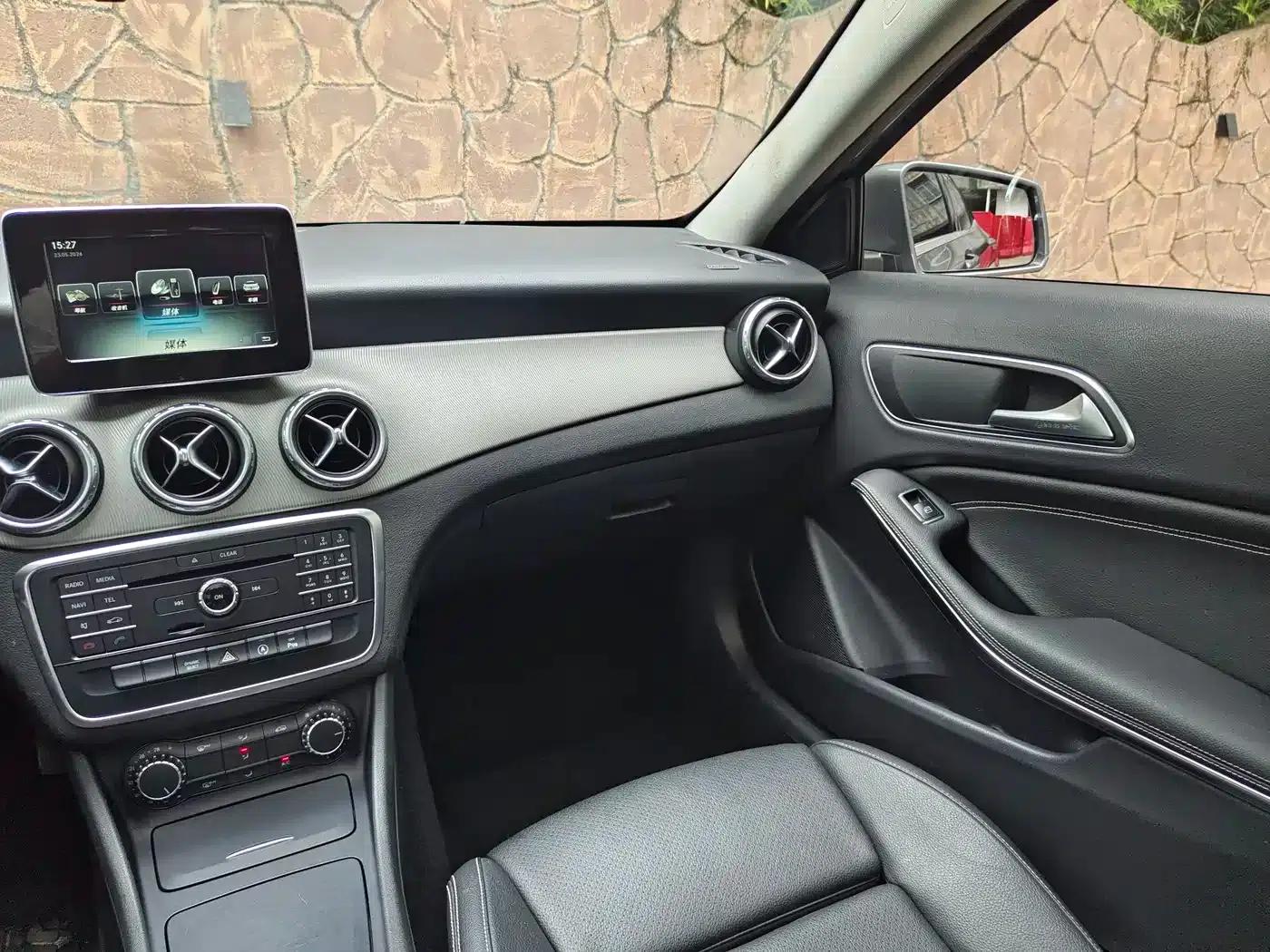2016 Mercedes-Benz GLA 200 Dynamic — миниатюра 14