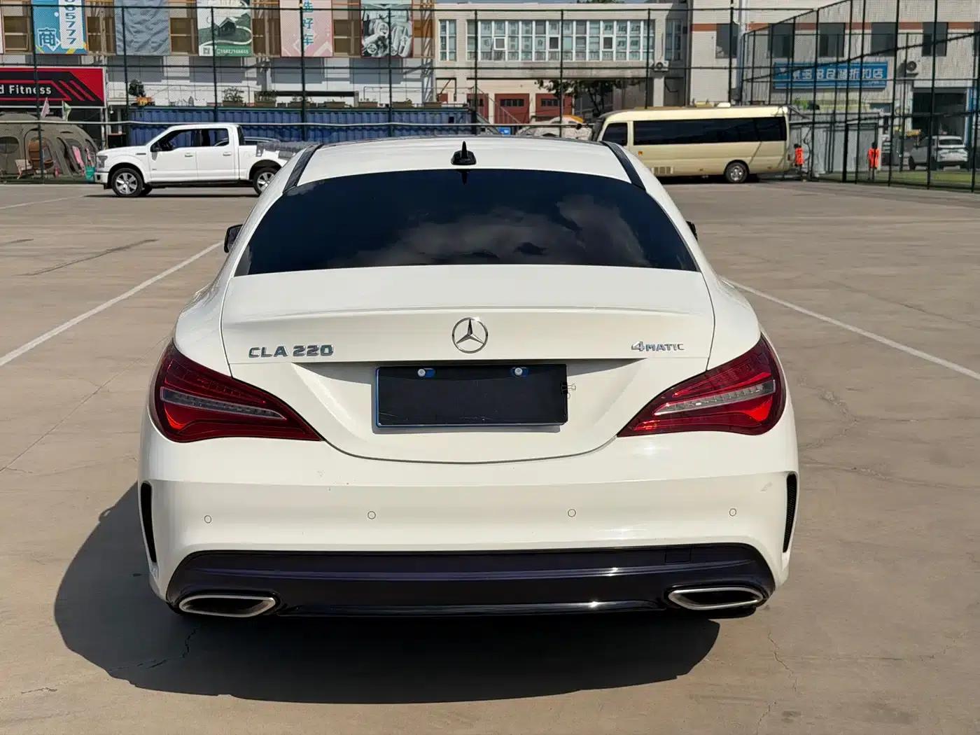 Imported Mercedes-Benz CLA 2017 CLA 220 4MATIC — миниатюра 5