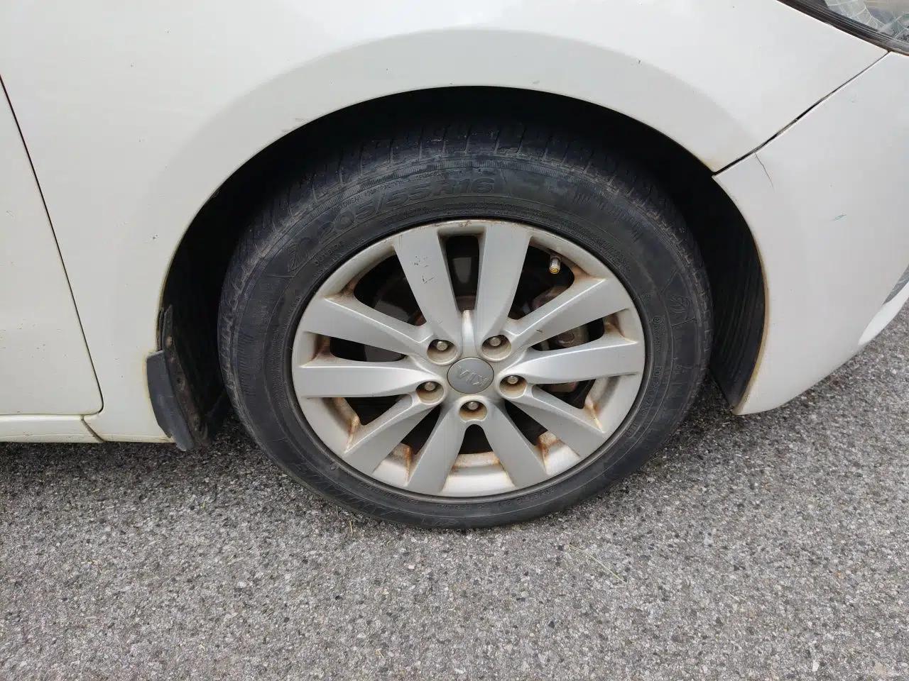 Used Kia K3 2013 1.6L Automatic GLS — миниатюра 8