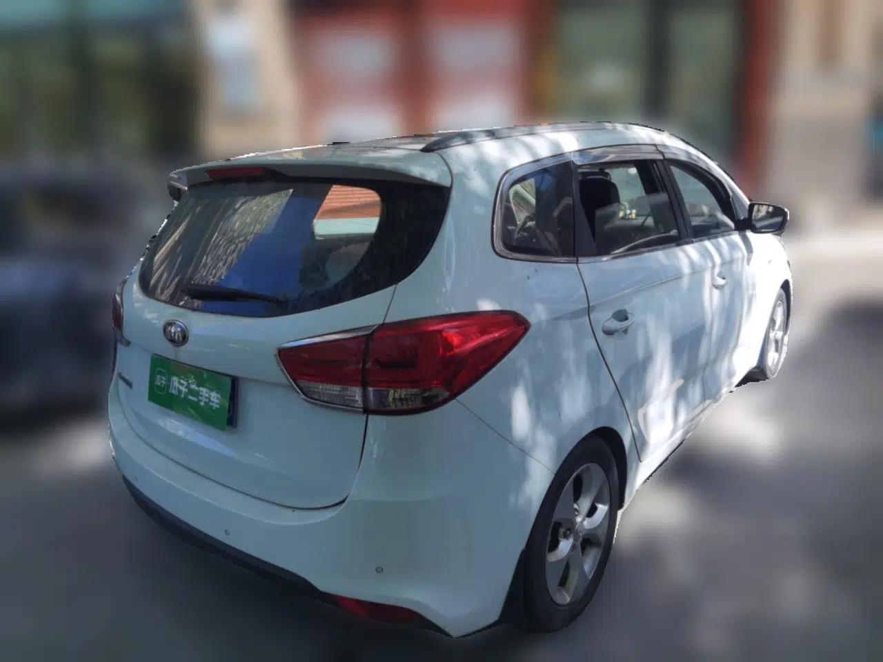Used Kia Carens 2013 2.0L 5-Seater Automatic Comfort Version China IV Standard — миниатюра 6