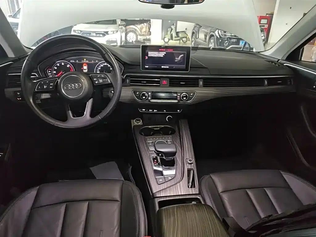 Audi A4L 2017 Plus 40 TFSI Fashion Edition — миниатюра 10