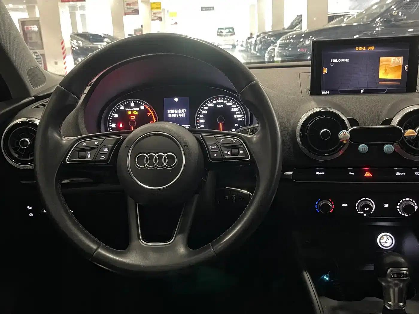 Audi A3 2019 Limousine 35 TFSI Fashion Edition (National V Emission Standard) — миниатюра 8