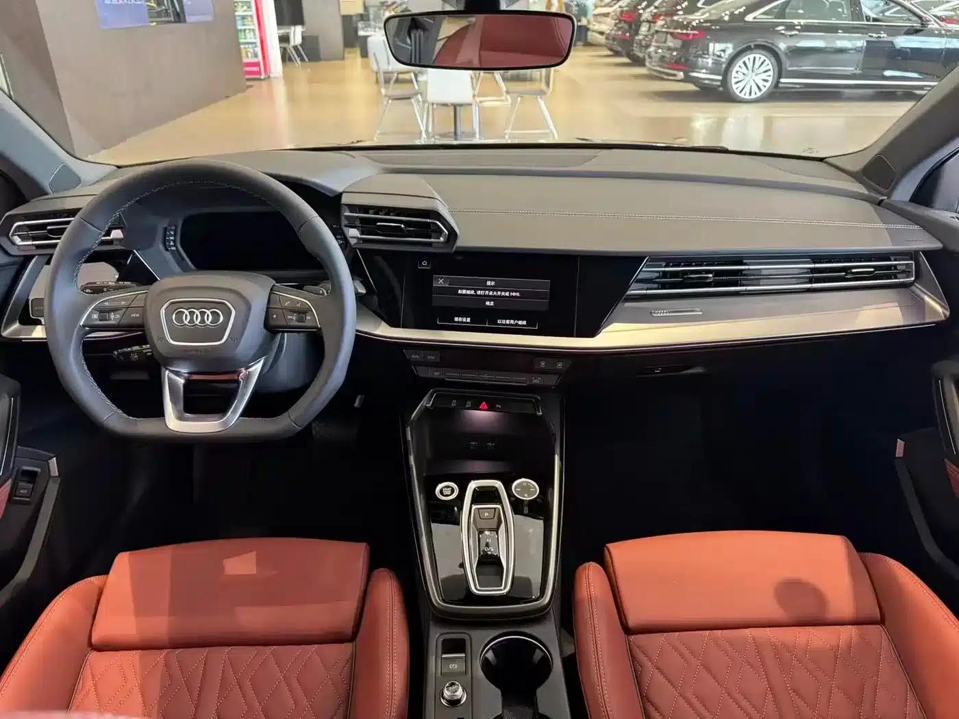 Audi A3 2026 Sportback 35TFSI Flying Spur Luxury Edition — миниатюра 3