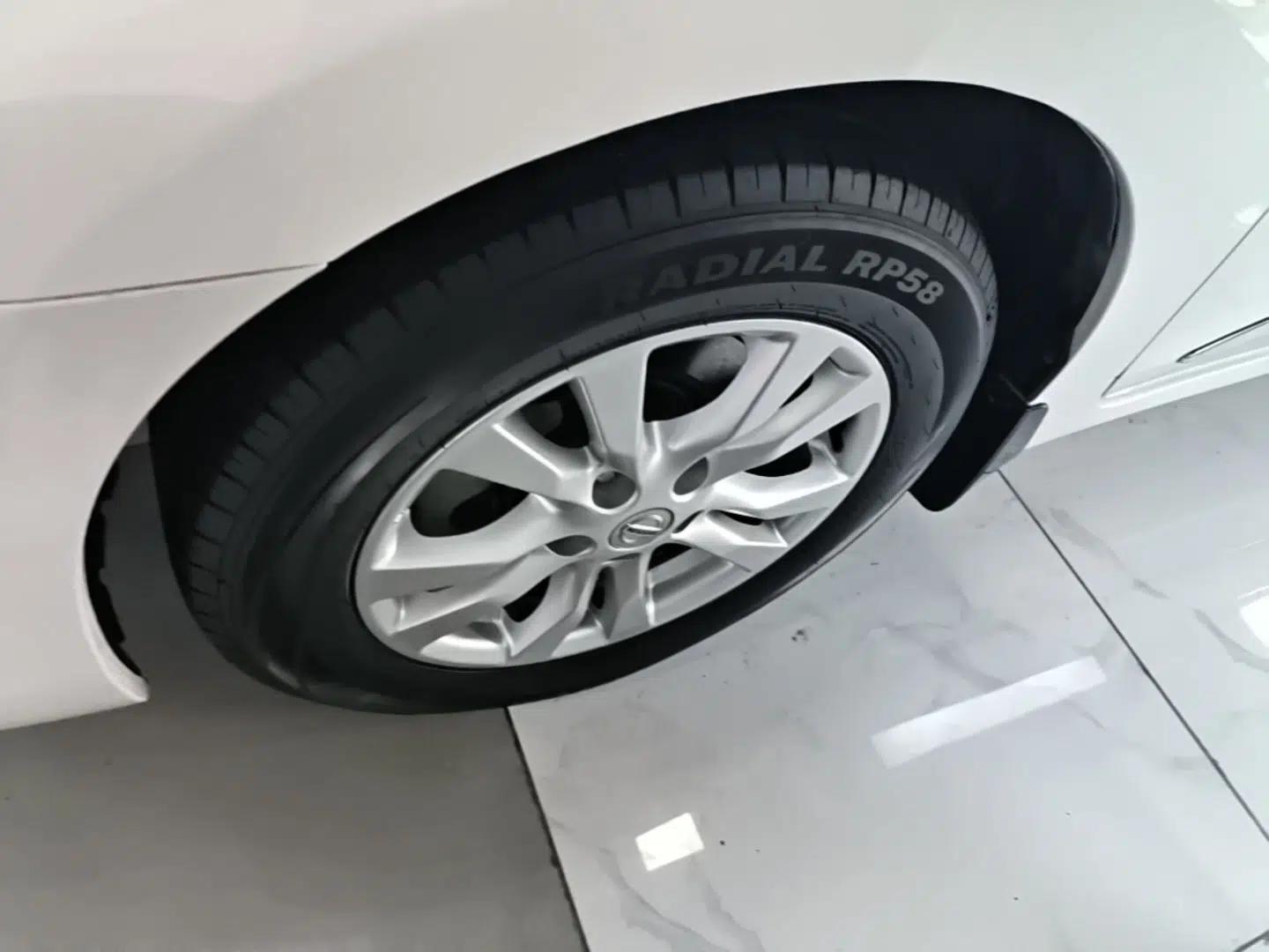 Used Nissan Teana 2013 2.0L XL Comfort Edition — миниатюра 10