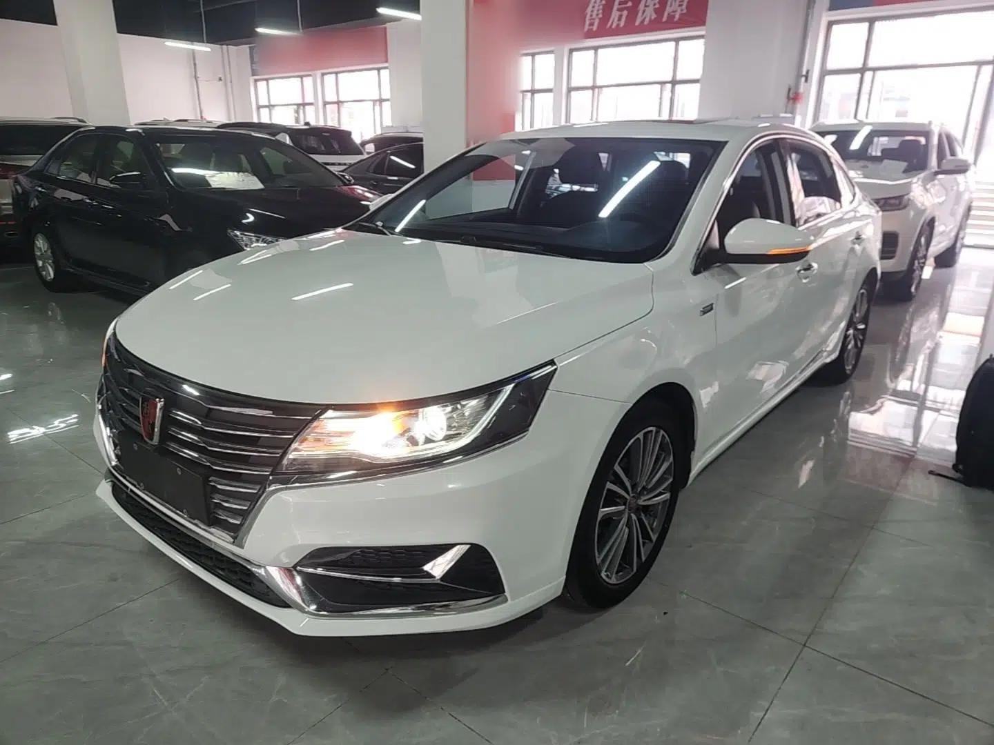 Used Roewe i6 2020 PLUS 1.6L CVT 4G Connected Glory Flagship Edition — миниатюра 1
