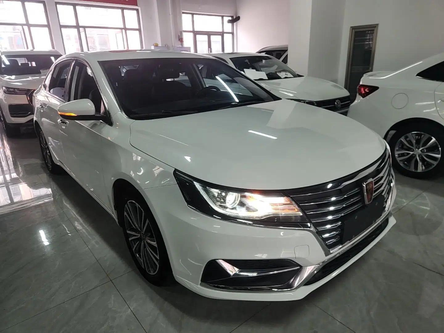 Used Roewe i6 2020 PLUS 1.6L CVT 4G Connected Glory Flagship Edition — миниатюра 3