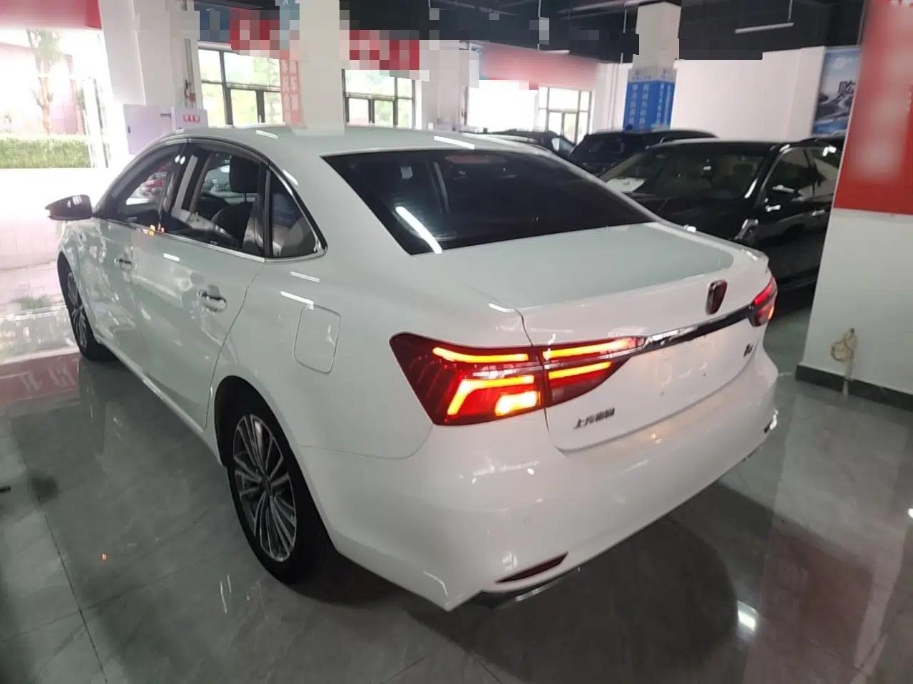 Used Roewe i6 2020 PLUS 1.6L CVT 4G Connected Glory Flagship Edition — миниатюра 4