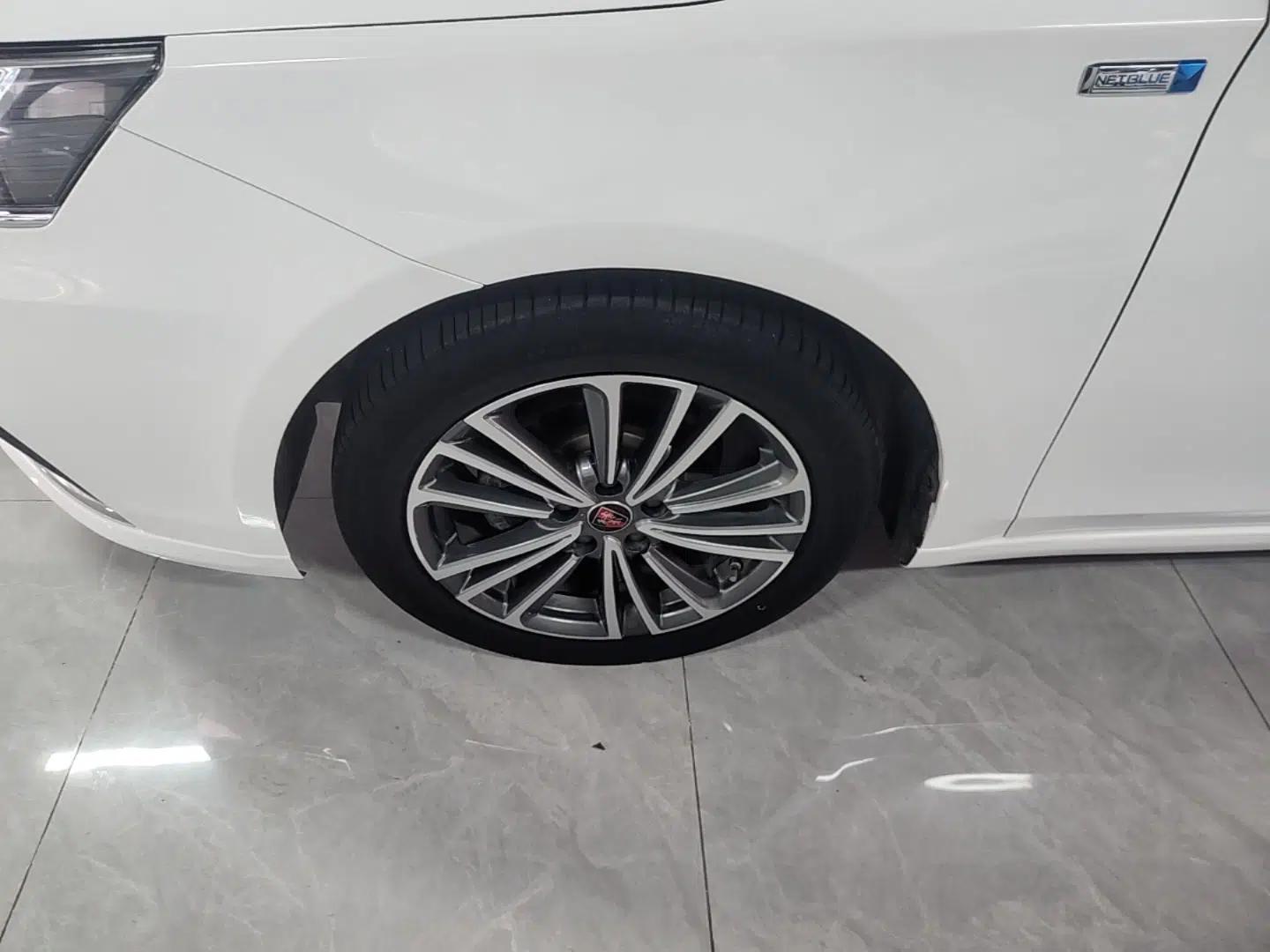 Used Roewe i6 2020 PLUS 1.6L CVT 4G Connected Glory Flagship Edition — миниатюра 10