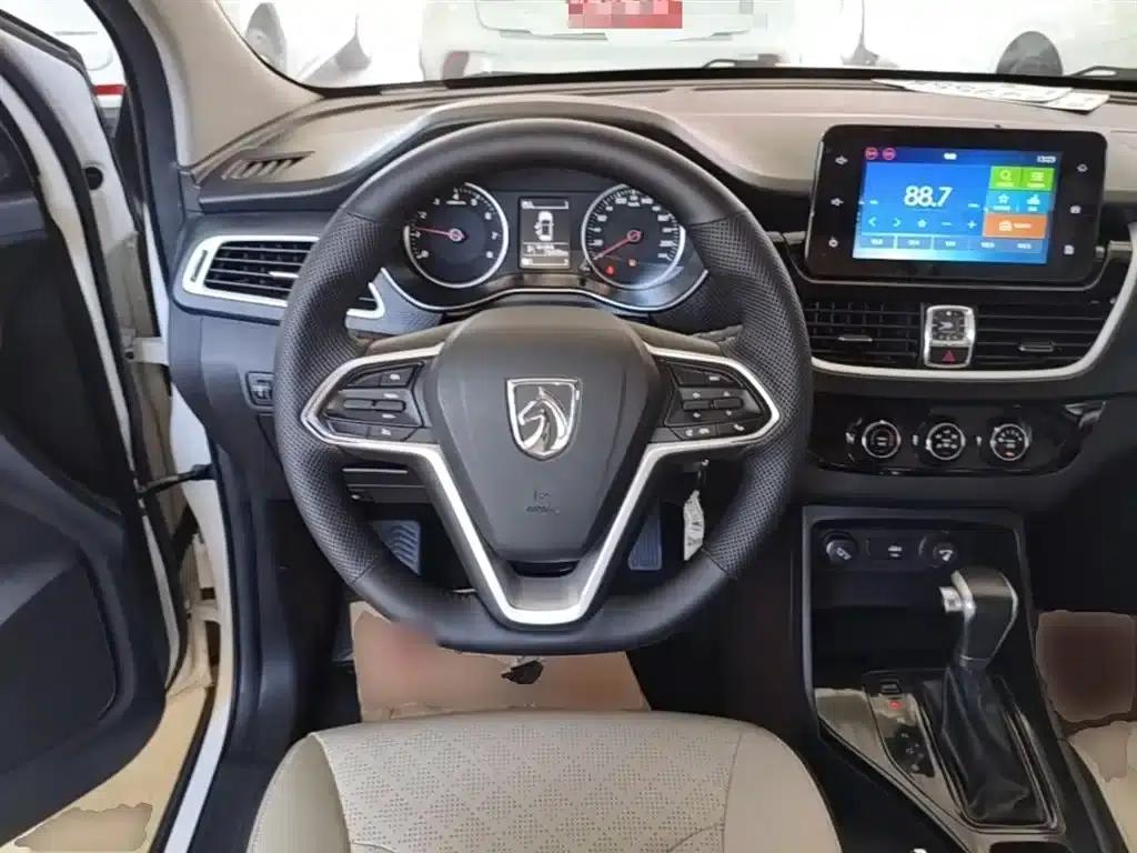 Baojun 730 2021 1.5T CVT Fashion 7-seater — миниатюра 11