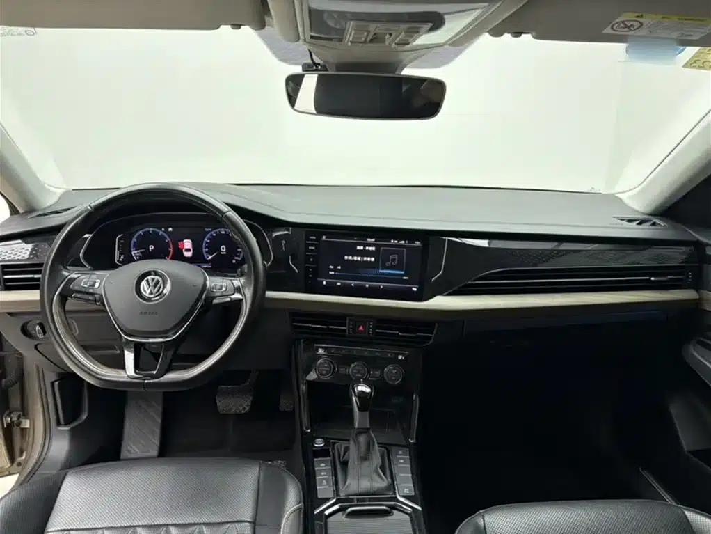 2019 Passat 330TSI Premium Edition (China VI Emission Standard) — миниатюра 15