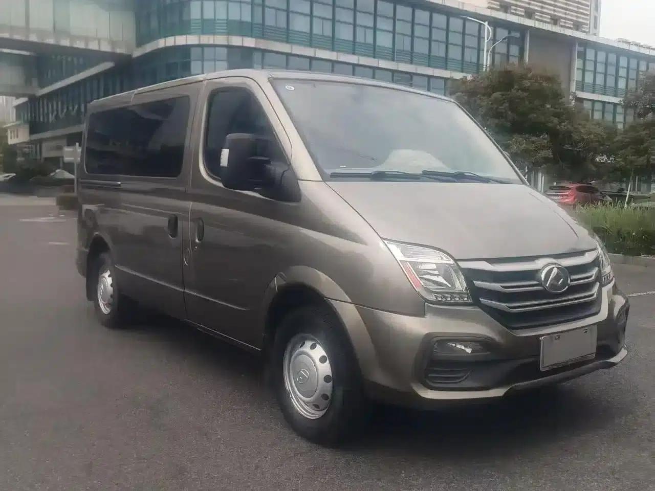 Xintu V80 2019 2.0T Plus 6-speed manual transmission, Aoyuntong short wheelbase, ultra-low roof, 5/6 seats. — миниатюра 3