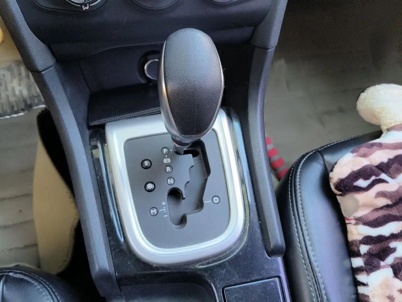 Citroen C4L 2015 1.8L Automatic Luxury Edition — миниатюра 13
