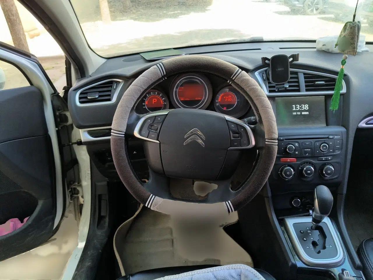 Citroen C4L 2015 1.8L Automatic Luxury Edition — миниатюра 9