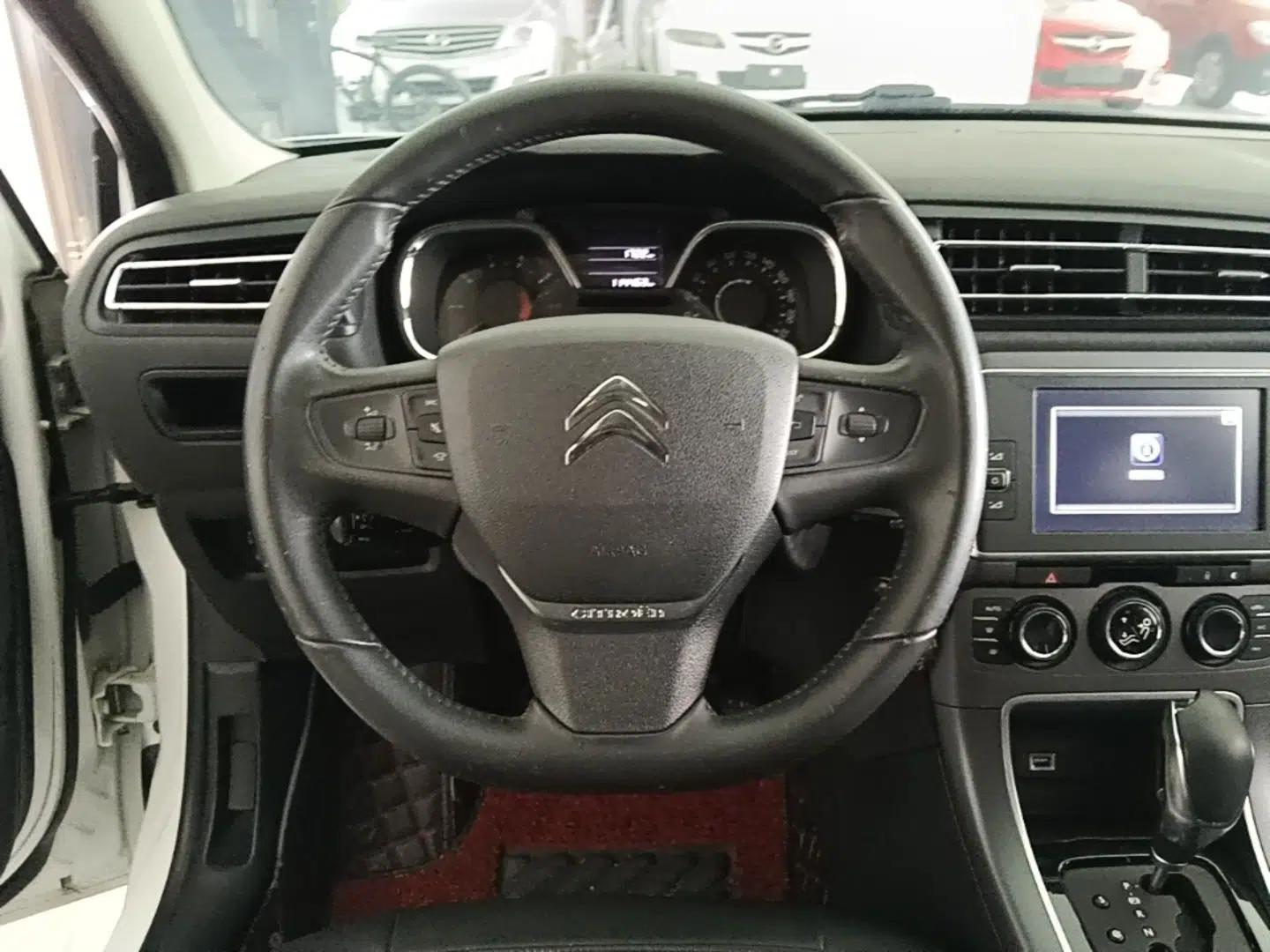 Citroen C4 Sega 2016 1.6L Automatic Luxury Model — миниатюра 13