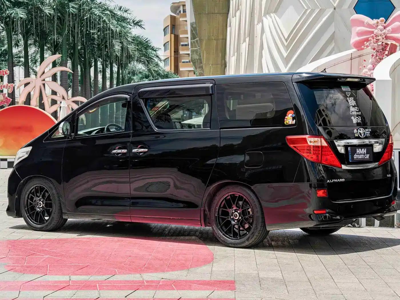 2011 Alphard 3.5L Luxury Edition — миниатюра 10