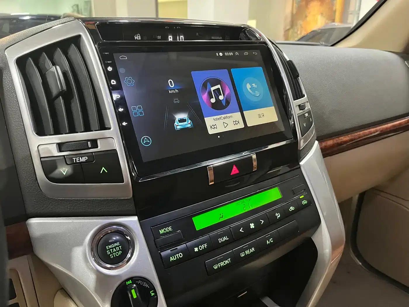 2015 Imported Land Cruiser 4.0L V6 Middle East Base Model — миниатюра 9