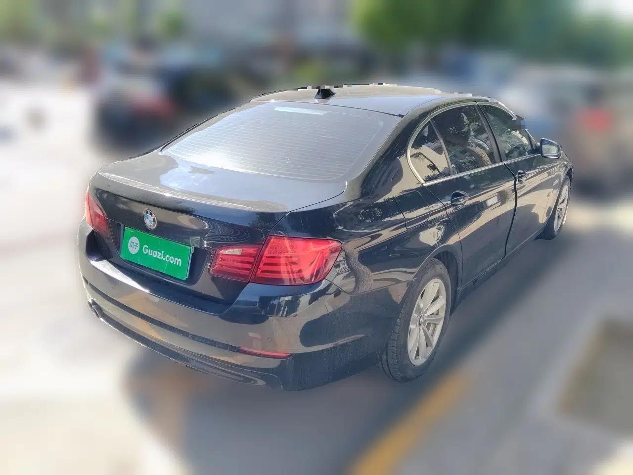 BMW 5 Series 2012 520Li Elegant Edition — миниатюра 6