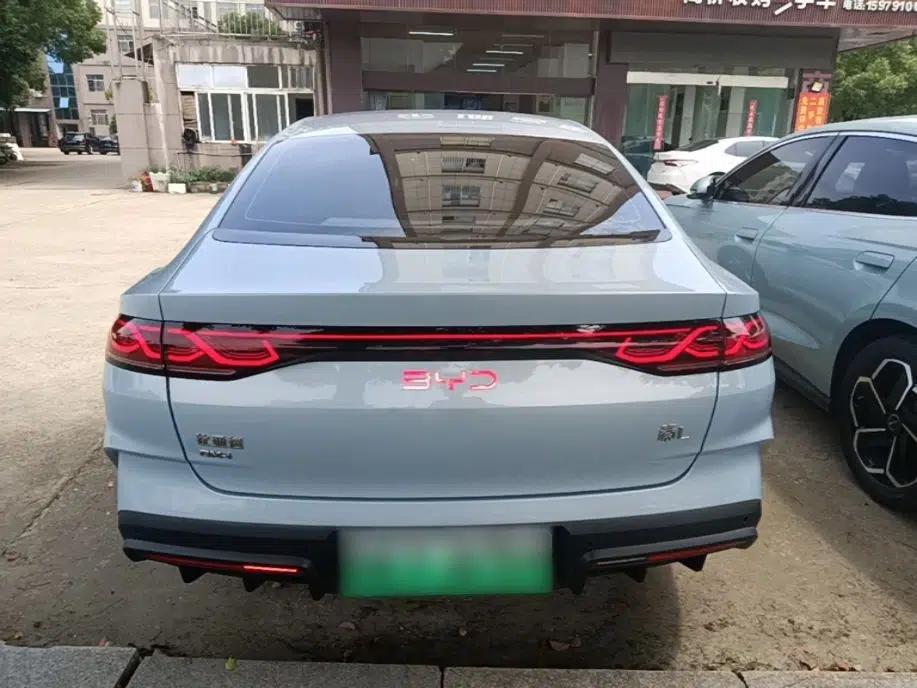 BYD Qin L 2024 DM-i 80KM Leading Model — миниатюра 5