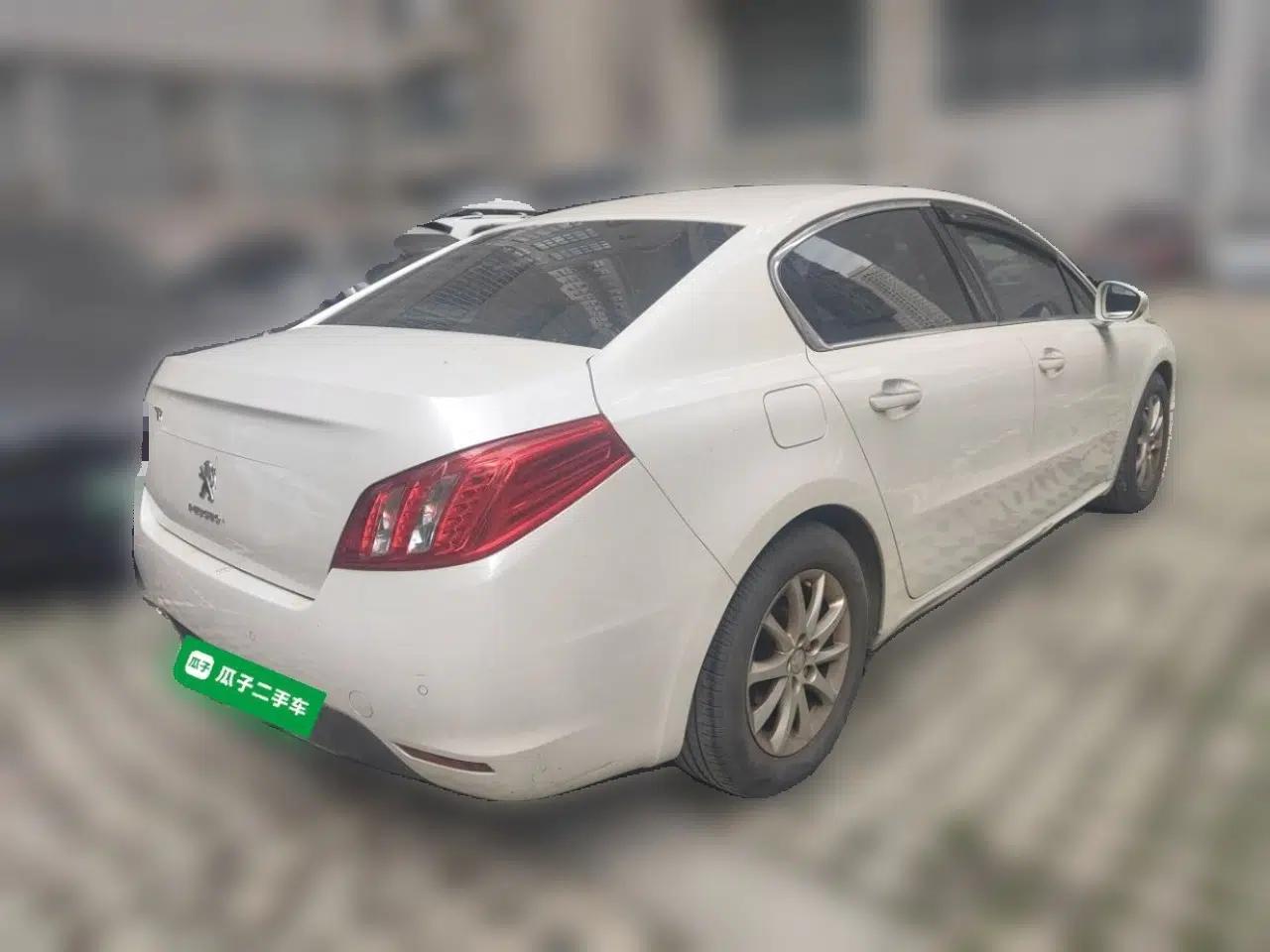 Peugeot 508 2012 2.0L Automatic Sunroof Classic Edition — миниатюра 6