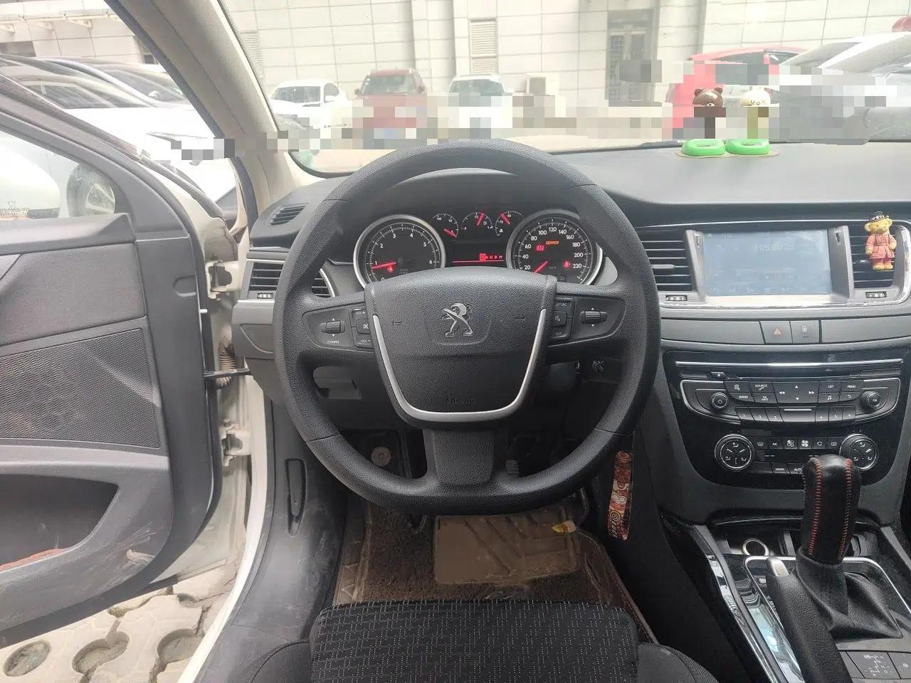 Peugeot 508 2012 2.0L Automatic Sunroof Classic Edition — миниатюра 10