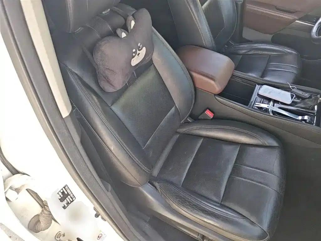 Trumpchi GS8 2017 320T 2WD Luxury Intelligent Connected Edition (7-seater) — миниатюра 25