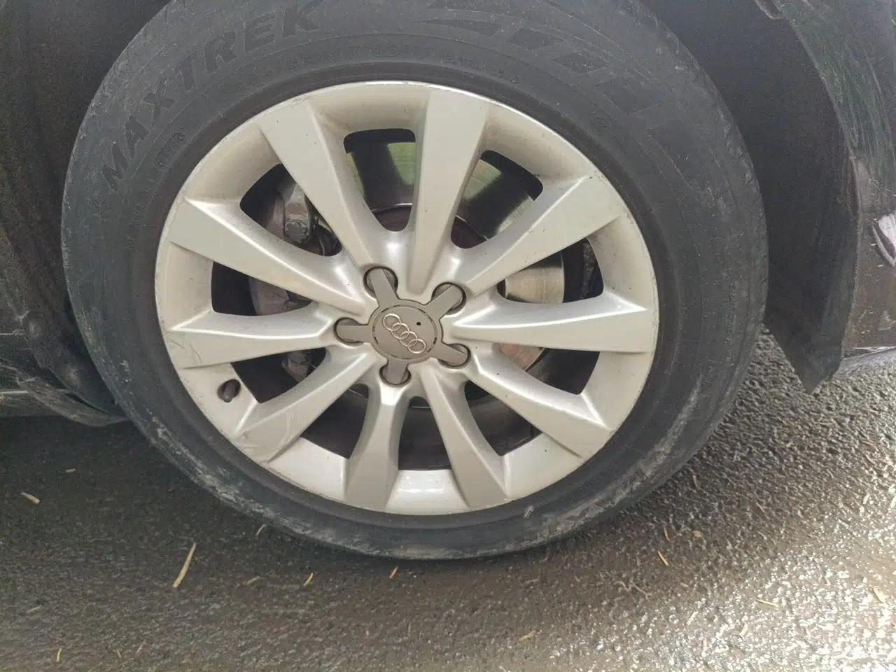 Audi A6L 2012 TFSI Standard Model — миниатюра 8