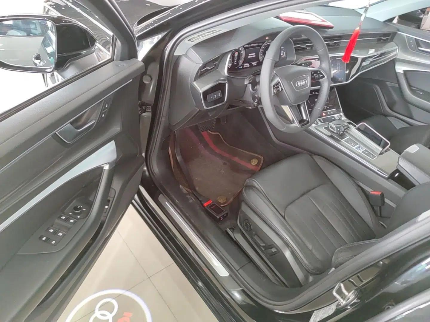 Audi A6L 2021 40 TFSI Luxury Prestige Edition — миниатюра 18