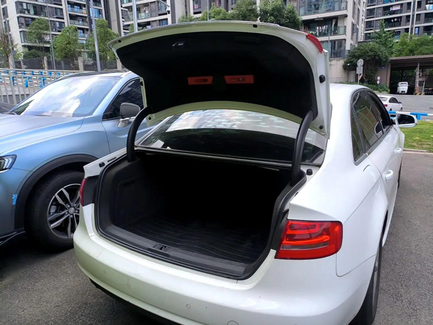 Audi A4L 2013 30 TFSI Automatic Comfort Model — миниатюра 22