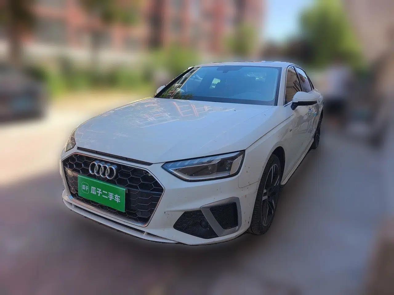 Audi A4L 2020 40 TFSI Luxury Dynamic Model — миниатюра 1