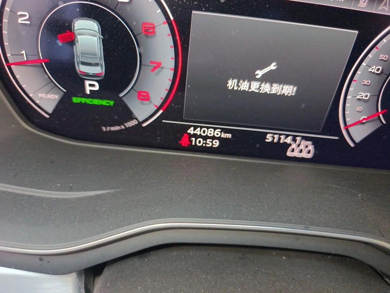 Audi A4L 2020 40 TFSI Luxury Dynamic Model — миниатюра 12