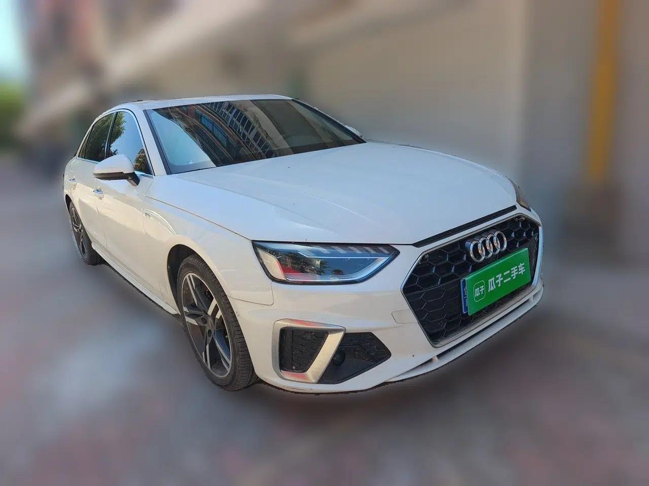 Audi A4L 2020 40 TFSI Luxury Dynamic Model — миниатюра 3