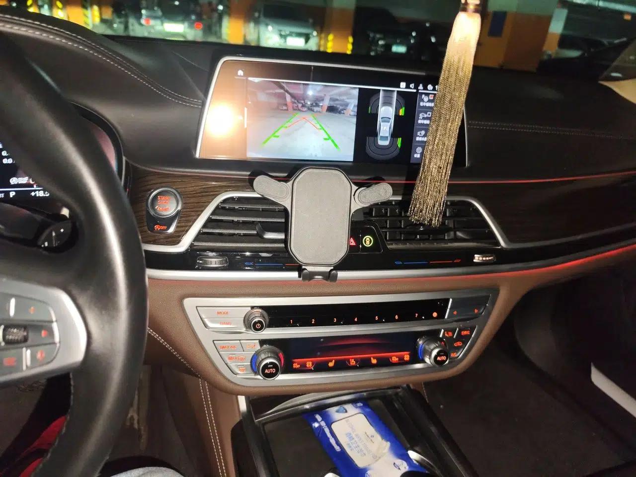 BMW 7 Series 2019 Updated 730Li Luxury Package — миниатюра 13