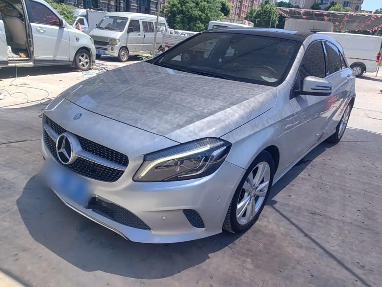 Mercedes-Benz A-Class 2016 A 200 Dynamic Edition — миниатюра 1