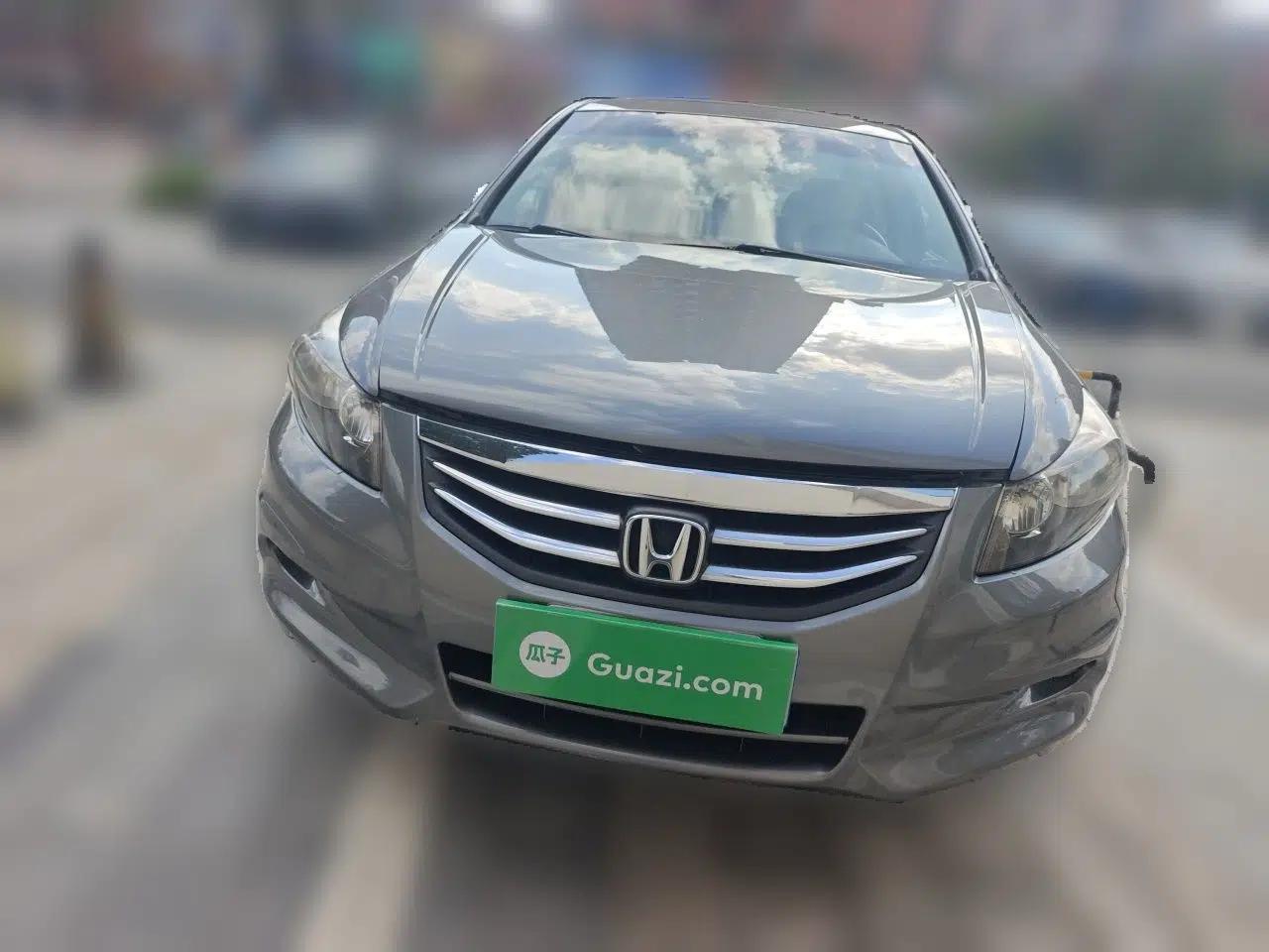Honda Accord 2011 2.0L EX — миниатюра 2