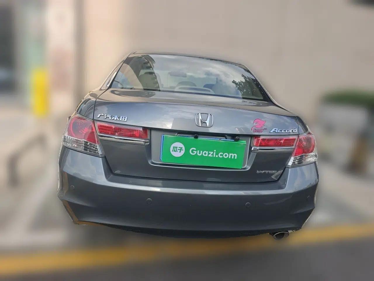 Honda Accord 2011 2.0L EX — миниатюра 5