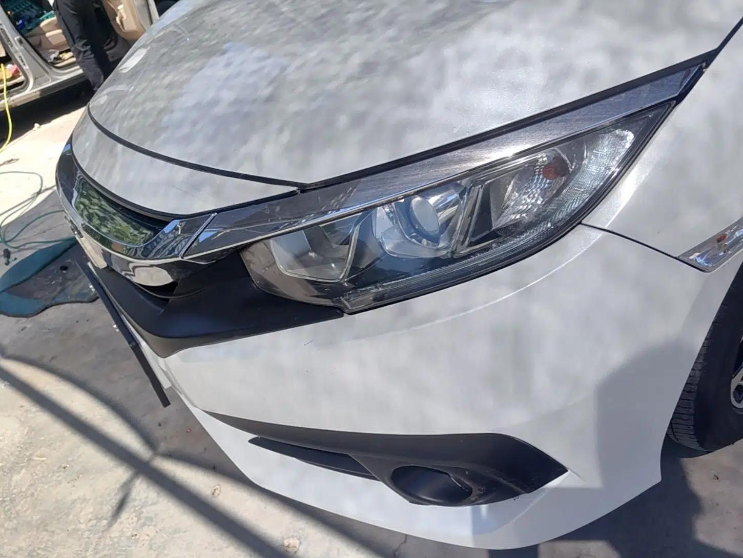 Honda Civic 2016 220TURBO CVT Luxury Edition — миниатюра 8