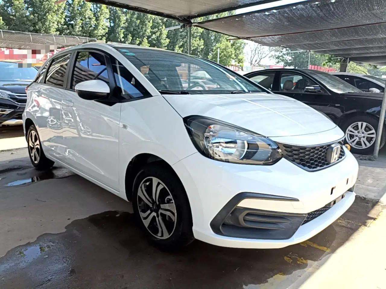Honda Fit 2021 1.5L CVT Trend Edition — миниатюра 3