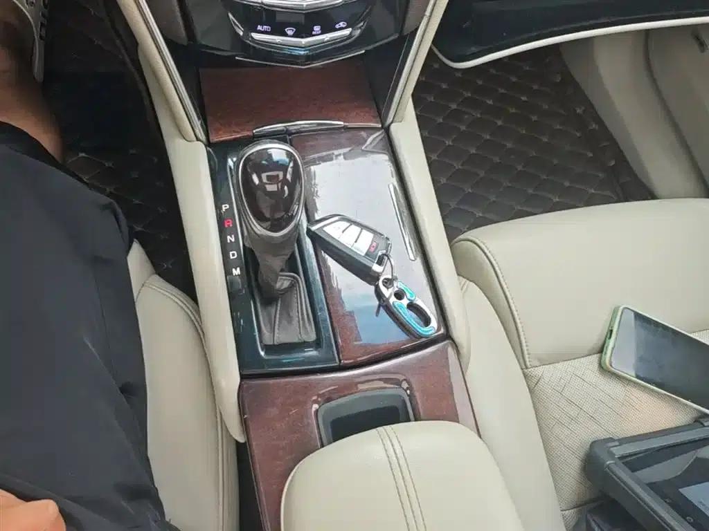 2017 Cadillac XTS 28T Elite — миниатюра 14